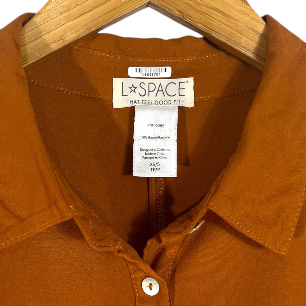 L Space Pacifica Tunic in Amber Size XS/S Loose Fit Button Front 100% Rayon - Picture 7 of 8